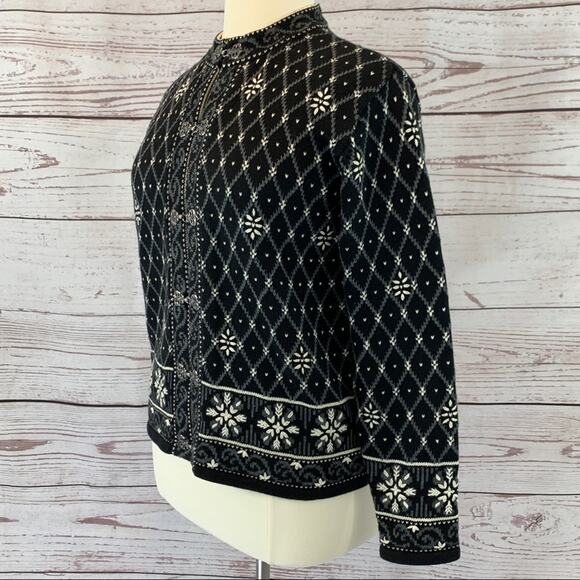 Talbots vintage Scandinavian cardigan metal hooks - Picture 6 of 16